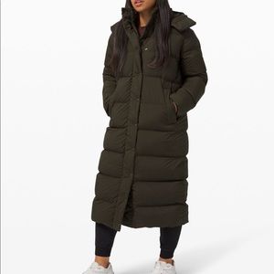 Woman’s Authentic Lululemon Wonder Puff Jacket!